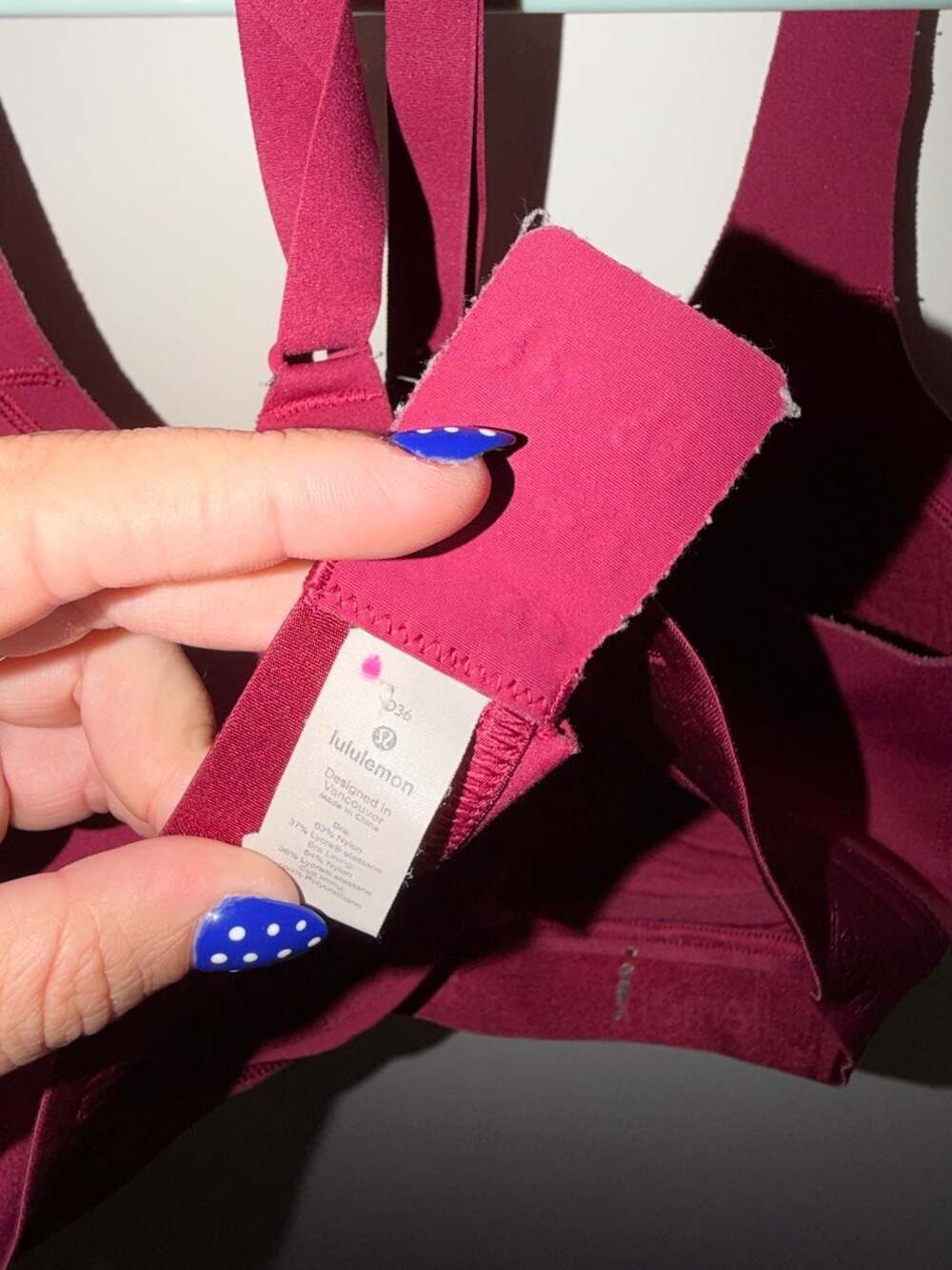 Lululemon Fine Form Sports Bra Burgundy Size 36D - Picture 4 of 4